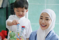 Nikita Willy Putuskan Berhijab Usai Umrah, Ingin Jadi Contoh Baik untuk Anak