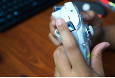 Review Singkat Flydigi Apex 5 – Controller “Overpower” Buat Gamer Serius