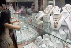 Perbandingan Harga Emas Perhiasan Jumat 30 Januari 2026 di Hartadinata dan Laku Emas